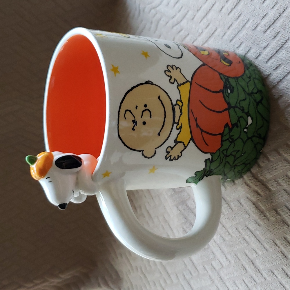 Peanuts Charlie Brown and Friends Snoopy Figural Character Mug